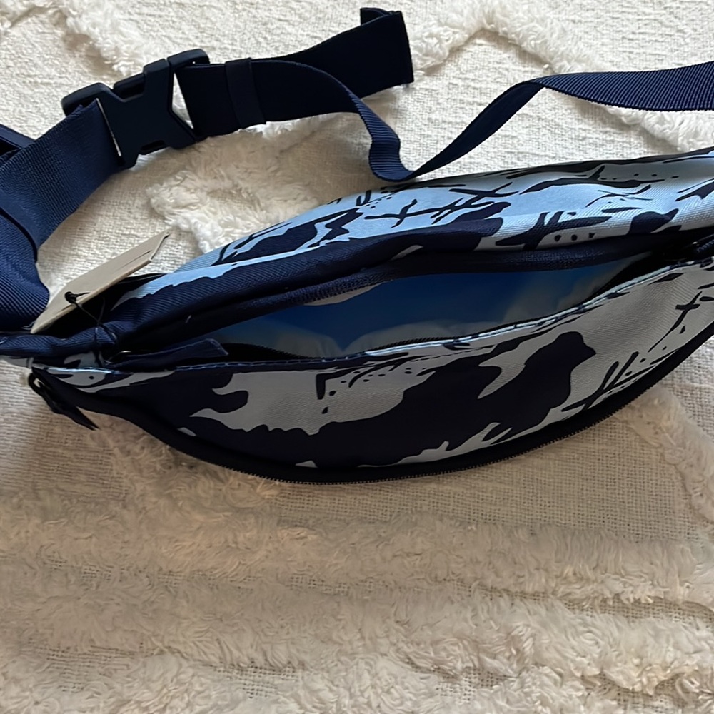 NWT Nike SB Heritage Skate Fanny Pack Blue - Picture 7 of 9